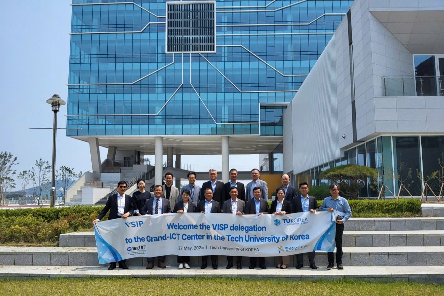 EXPLORING SMART & GREEN INDUSTRIAL PARKS AT SOUTH KOREA